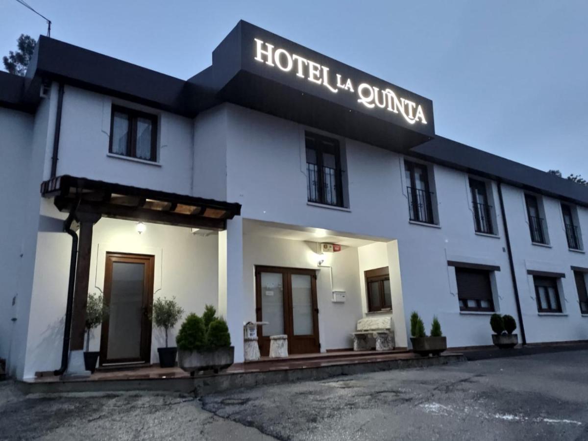 Hotel La Quinta กุย ภายนอก รูปภาพ